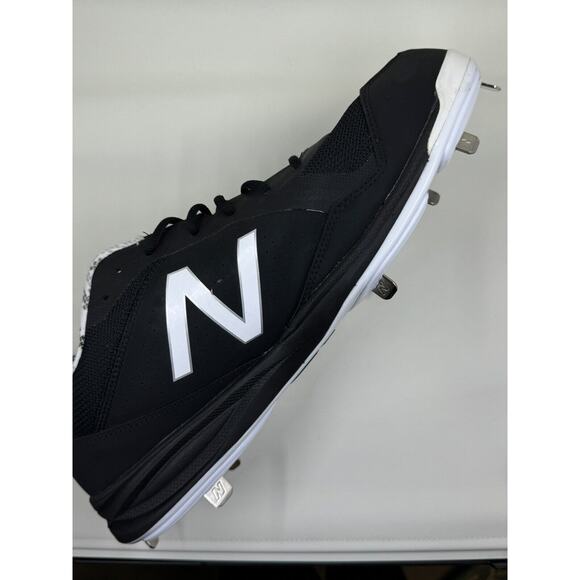 NEW "New Balance" Tupelo Mens Cleats  Black & White SZ 12.5 Sports Baseball - Picture 3 of 12